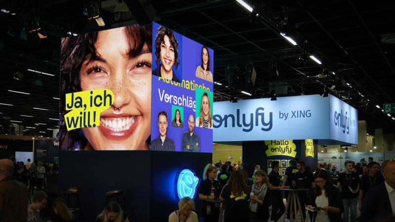 onlyfy ZPE22 Video-Cube Animation Motion-Design